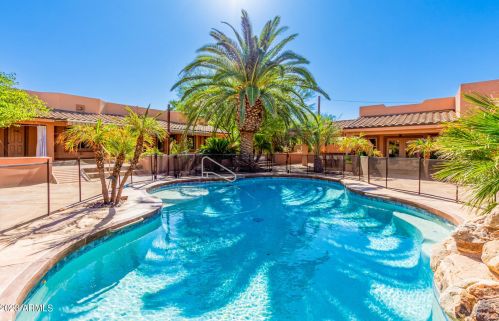 16402 40 Pl, Phoenix AZ 85050-8973 exterior