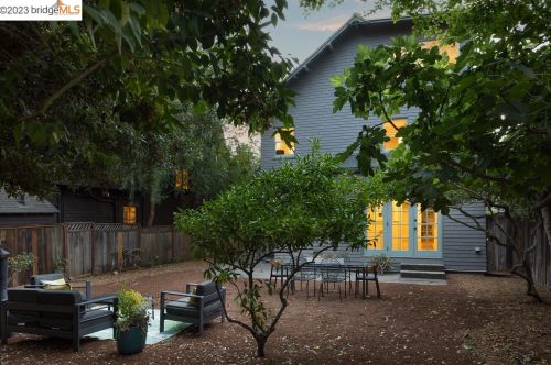 2643 Hillegass Ave, Berkeley CA 94704-3313 exterior