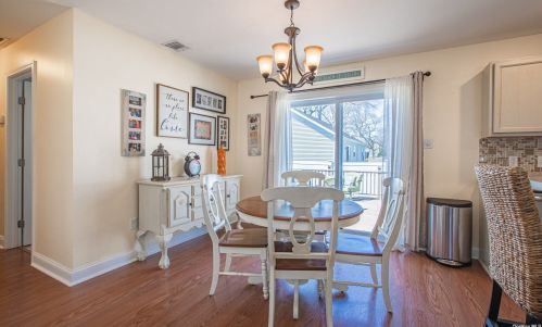 138 Frederick Ave, Babylon NY exterior