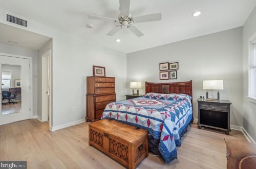 741 2nd St, Philadelphia PA 19122-4503 exterior