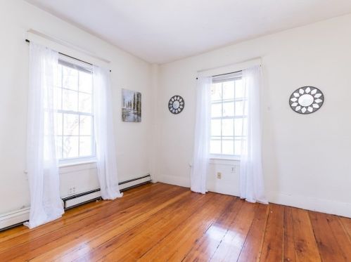 6 Edgehill Rd, Woburn MA 01801-5015 exterior