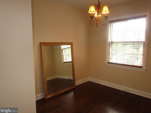 925 Columbus St, Alexandria VA 22314-1611 exterior