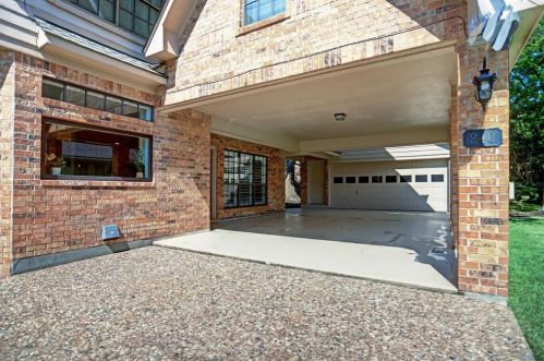 240 Edgewood Dr, Montgomery TX 77356-8408 exterior