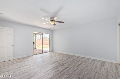 10609 42nd St, Phoenix AZ  85028-3501 exterior