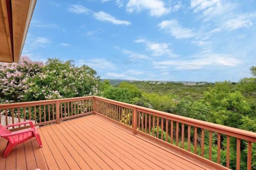 12804 Capella Trl, Austin TX 78732-1934 exterior