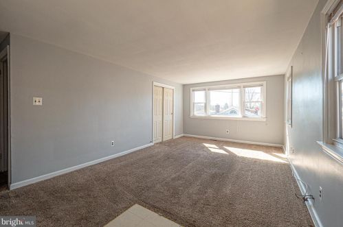 145 Isabel Ave, Manor PA 19036-1407 exterior