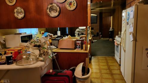 707 Caron Cir, Atlanta GA 30318-6042 exterior