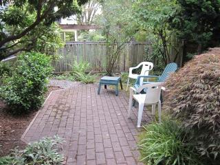 3422 Howell St, Seattle WA  98122-3302 exterior