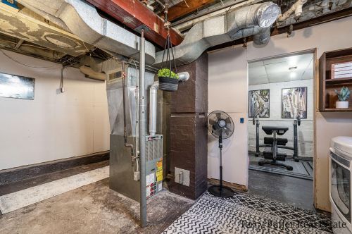 1920 Austin St, Meskegon MI  49442-5904 exterior