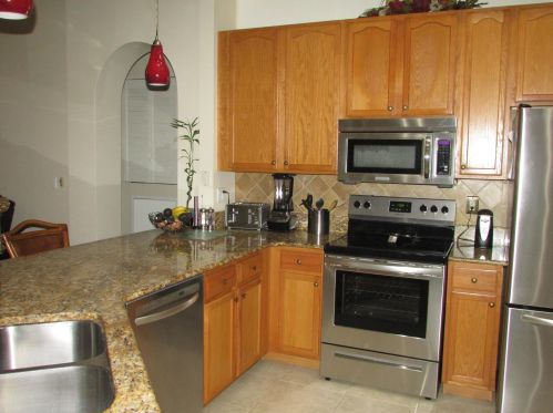 1258 San Esteban Ave, Fort Pierce FL 34953-4827 exterior