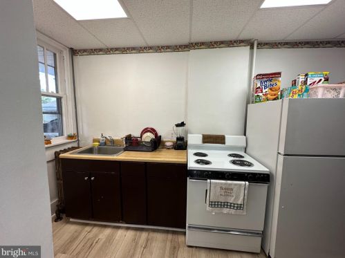 412 High St, Hanover PA 17331-3922 exterior