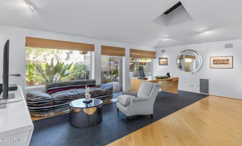 2111 Colter St, Phoenix AZ  85015-2821 exterior