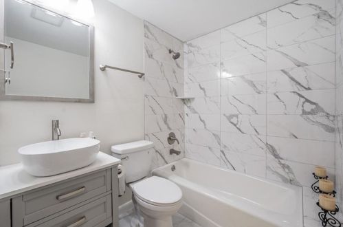 1219 Norfolk St, Tampa FL 33604-5031 exterior