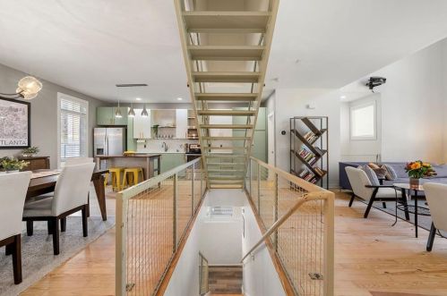 1278 Eames Grn, Atlanta GA 30318-4193 exterior