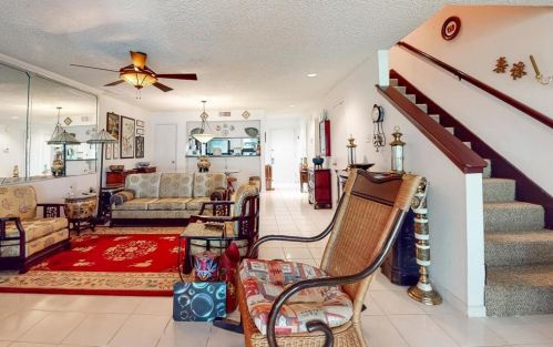 15 April Hl, Montgomery TX 77356-5923 exterior