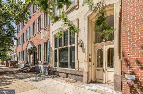 2025 Arch St, Philadelphia PA 19103-1437 exterior