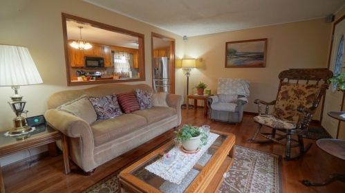 22 Cloran St, Springfield MA 01109-2204 exterior