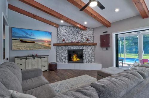 3690 27 Ave, Naples FL 34117-7131 exterior