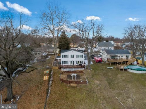 7806 Leymar Rd, Glen Burnie MD exterior