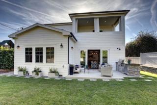 7324 Westlawn Ave, Los Angeles CA  90045-1060 exterior