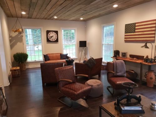 35 Mallard Dr, Hackettstown, NJ 07840-2821