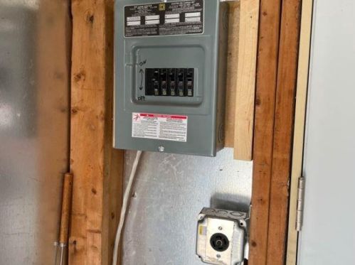 7926 Denver Ave, Milwaukee WI  53223-4940 exterior