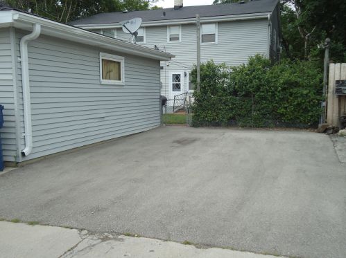 8217 Tripoli Ave, Milwaukee WI  53220-1650 exterior