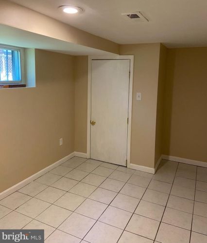 1705 Ft Davis St, Washington DC 20020-1044 exterior