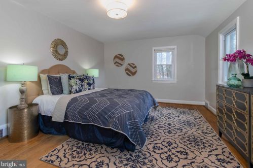 9607 Hastings Dr, Silver Spring MD 20901-3198 exterior