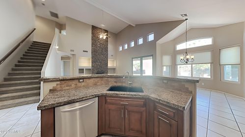 14419 8th St, Phoenix AZ 85022-3102 exterior