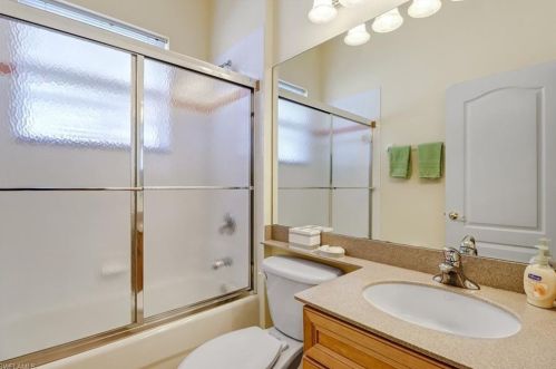 14650 Indigo Lk Cir, Naples FL 34119-4821 exterior