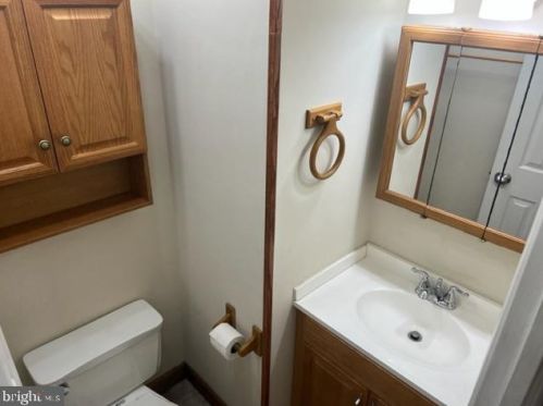 6323 Everglades Dr, Alexandria VA 22312-1113 exterior