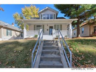 406 Plum St, Edwardsville, IL 62025-2056