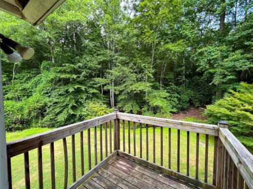 6 N Ave, Gainesville GA 30504-7117 exterior