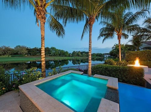 1460 Anhinga Pt, Naples FL 34105-2790 exterior