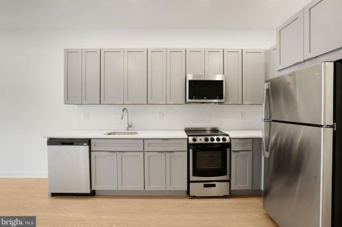 1723 Virginia Ave, Washington, DC 20002-2345