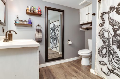 35 Village Rd, Concord NH  03304-4435 exterior