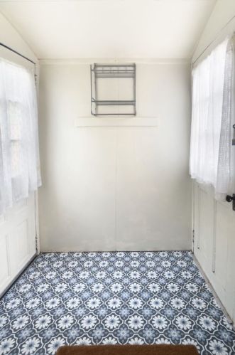 93 Frankfort Ave, Pittsburgh PA 15229-1921 exterior