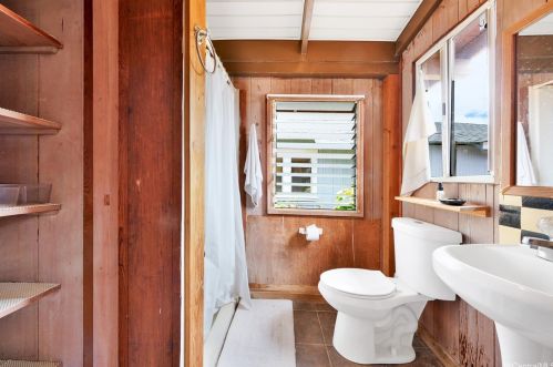 747 15 Ave, Honolulu HI 96816-3722 exterior