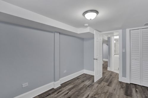 8232 Ridgeland Ave, Chicago IL  60617-1744 exterior