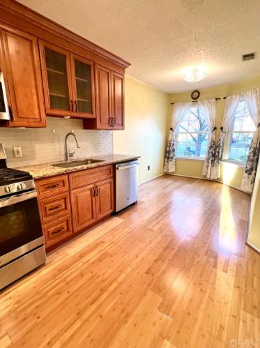 230 Nebula Rd, Piscataway NJ  08854-5451 exterior