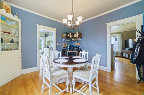 224 Winona St, Duluth MN 55803-1808 exterior