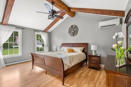 29 Hubbard Rd, Dover NH 03820-4273 exterior