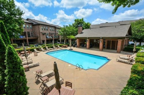 2424 Crescent Park Ct, Atlanta GA 30339-6024 exterior