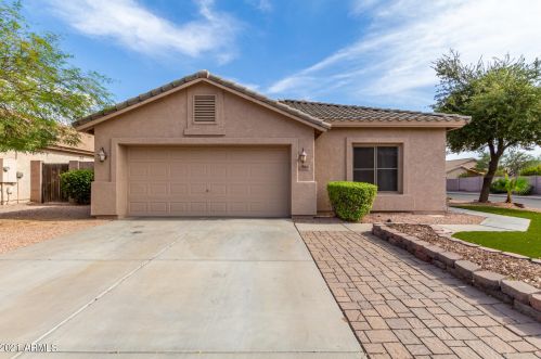 2841 La Costa Dr, Chandler AZ  85249-4925 exterior
