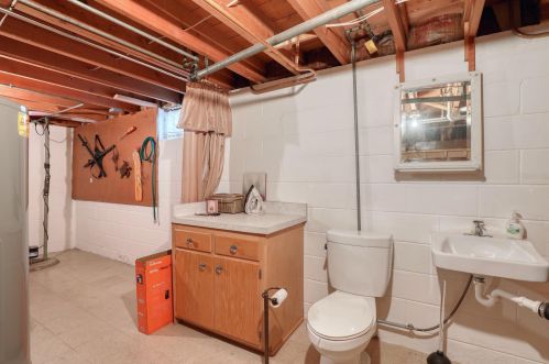 3766 88th St, Milwaukee WI  53222-2705 exterior