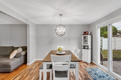 4828 Havana Dr, Pittsburgh PA 15239-2420 exterior