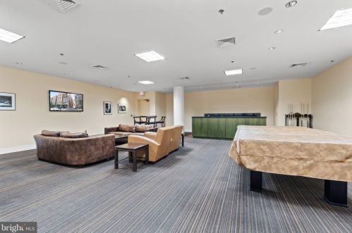 910 M St, Washington DC 20001-6313 exterior