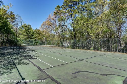 19 Cres Rd, Old Bridge NJ 08857-4101 exterior