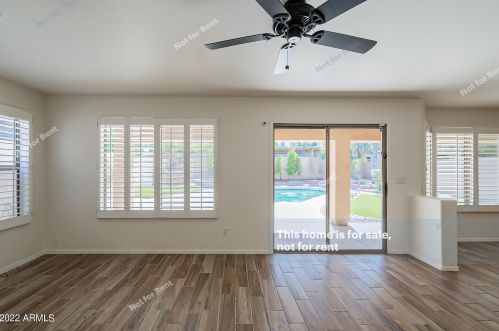 17033 45th St, Phoenix AZ 85050-8561 exterior